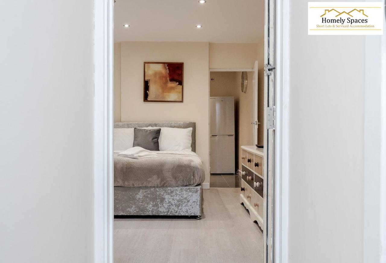 Bedford Hospital Victoria Apartments A And B By Homely Spaces Short Lets & Serviced Accommodation Exterior photo